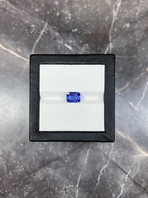 Танзанит октагон 2.6 карат