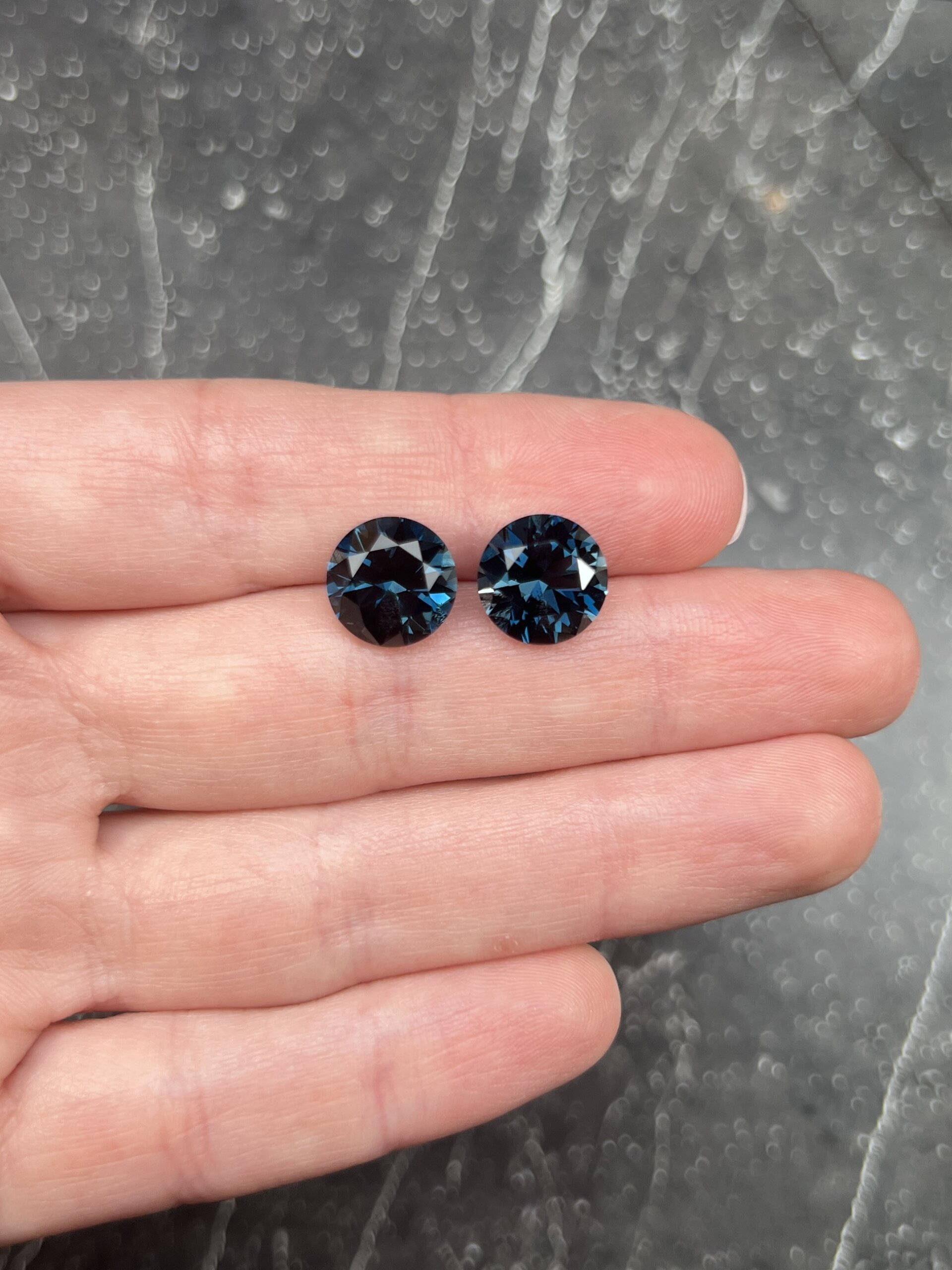 Топаз London пара кругов 8.86 карат — изображение 2