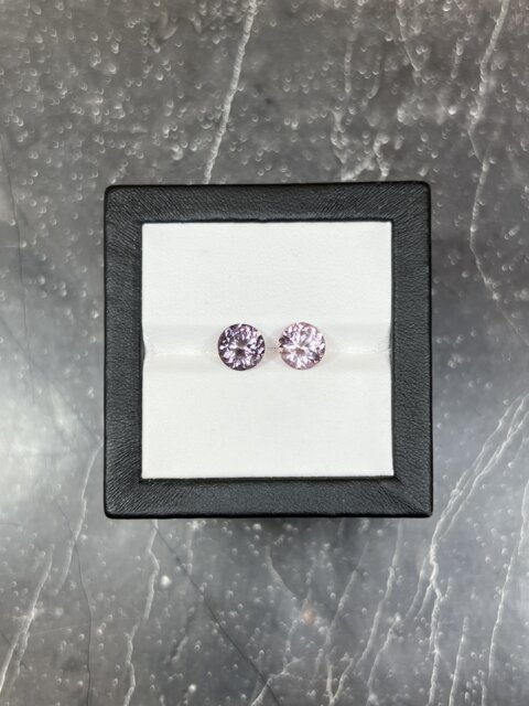 Контрастная пара шпинели круг 8 мм