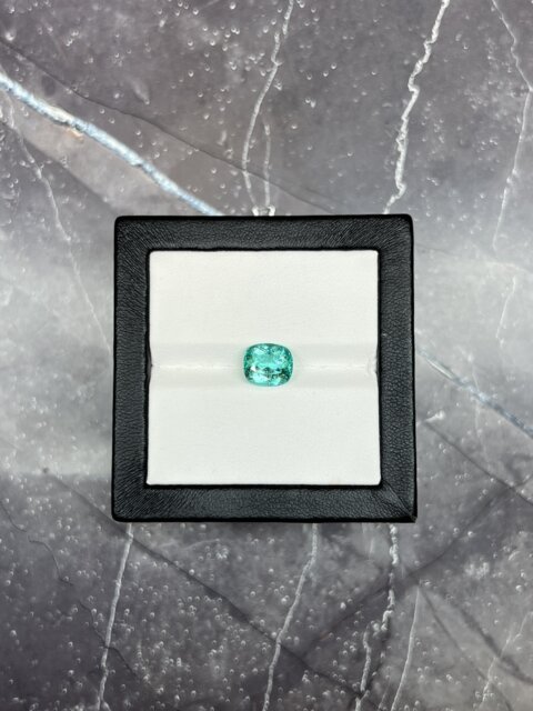 Турмалин Параиба кушон 2.94 карат