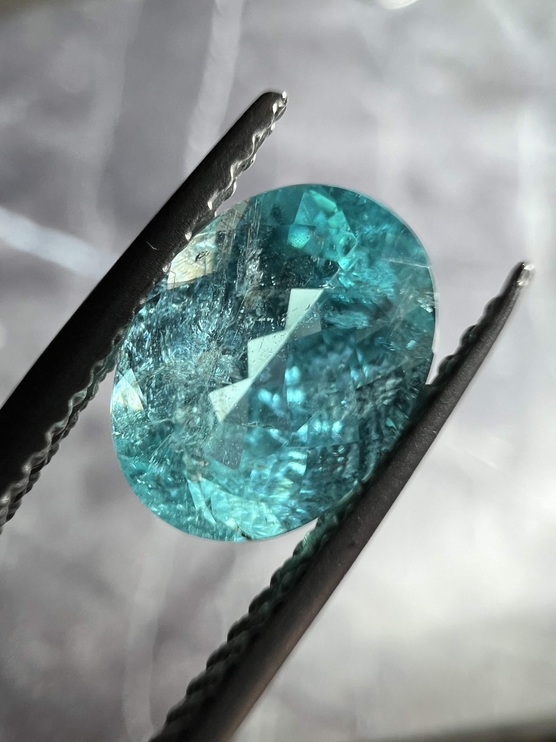 Турмалин Параиба овал 1.82 карат — изображение 5