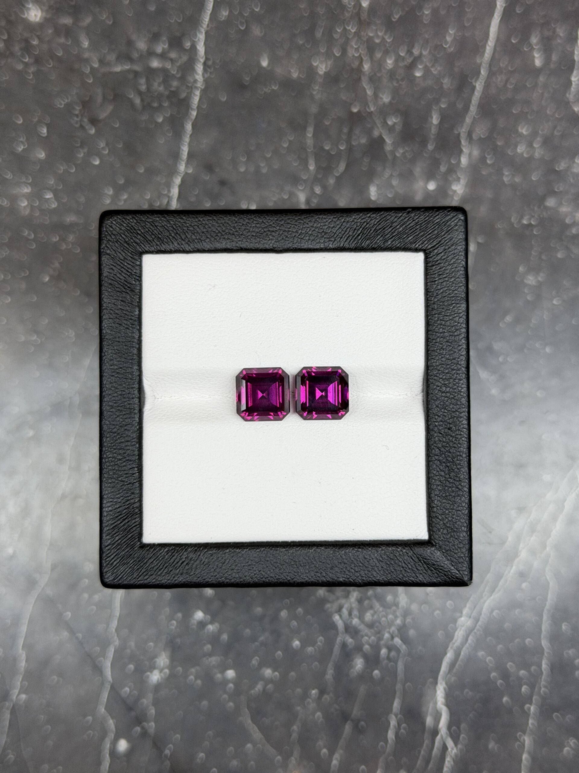 Родолит пара октагонов 8х8 мм 6.86 карат