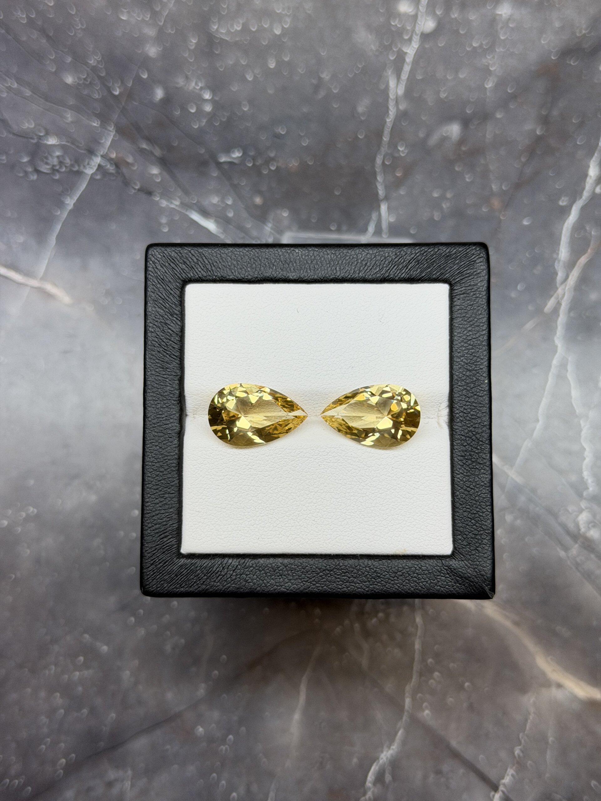 Цитрин пара груш 9.74 мм